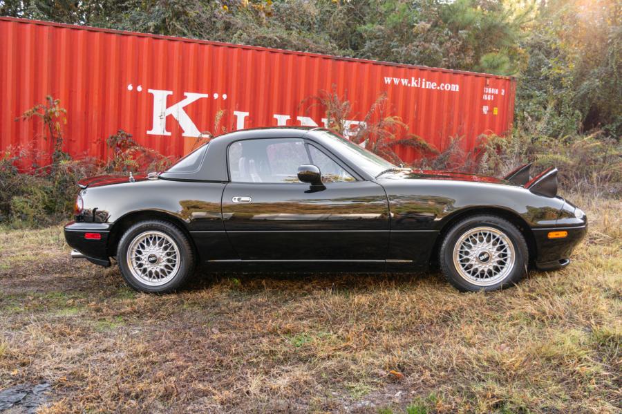 Mazda Miata Limited Edition (NA) 1993 года  (фото 9 из 121)